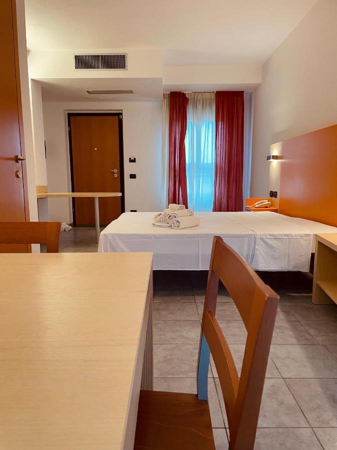 Hotel Grecale - Venturina Terme Exterior foto
